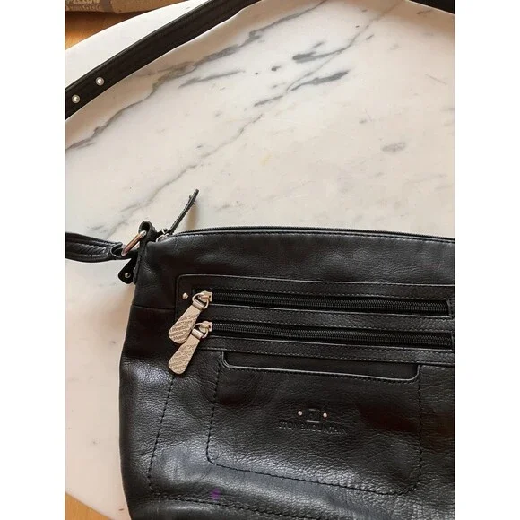 Stone Mountain Black Leather Hobo Crossbody Shoulder Bag Purse Buttery Soft - Picture 2 of 16